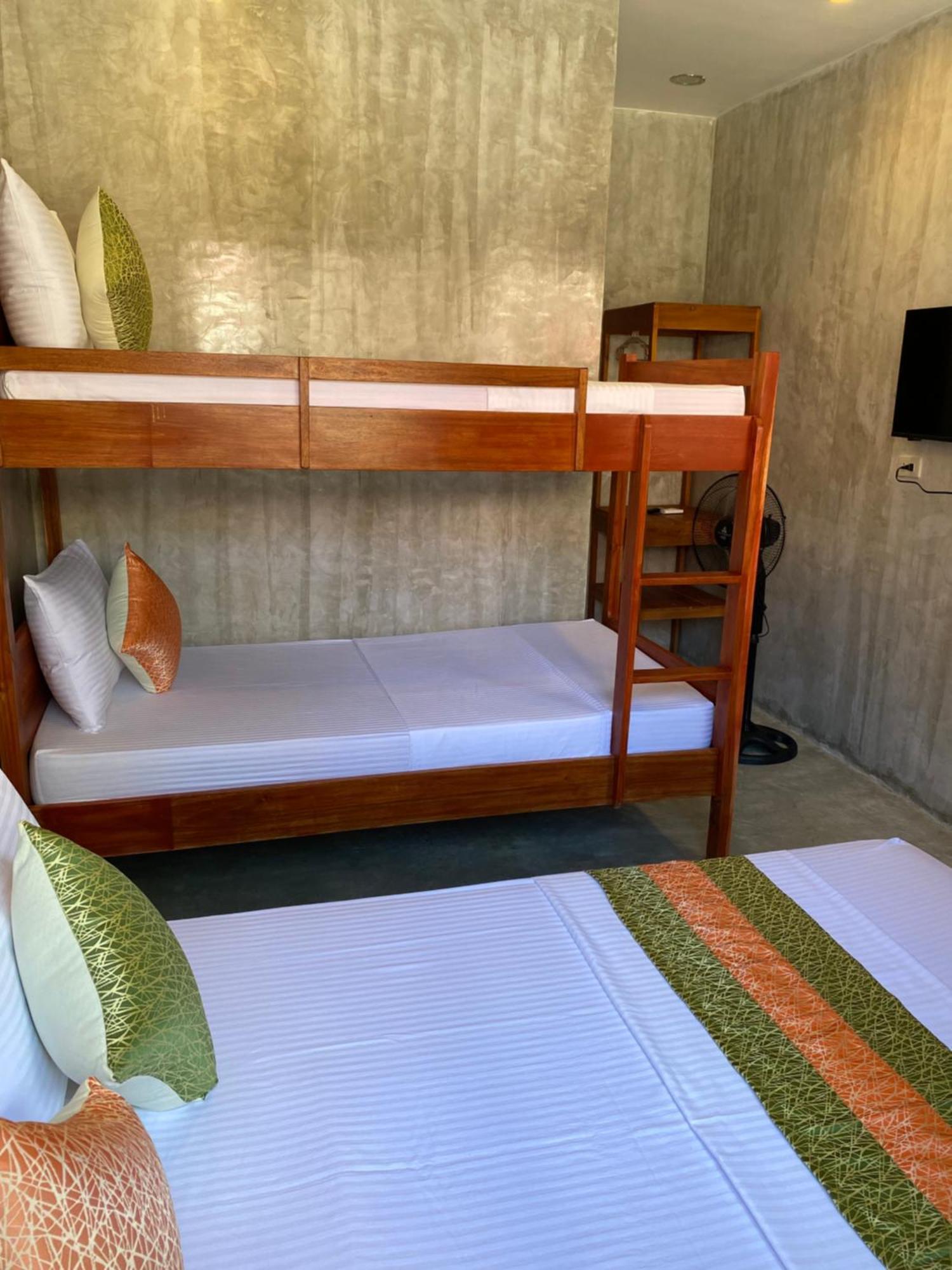 Rl Harbor Inn Annex El Nido Bagian luar foto